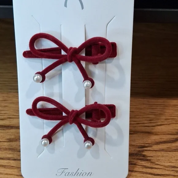 Maroon Red Velvet Bow Hair Clip - Picture 1 of 5